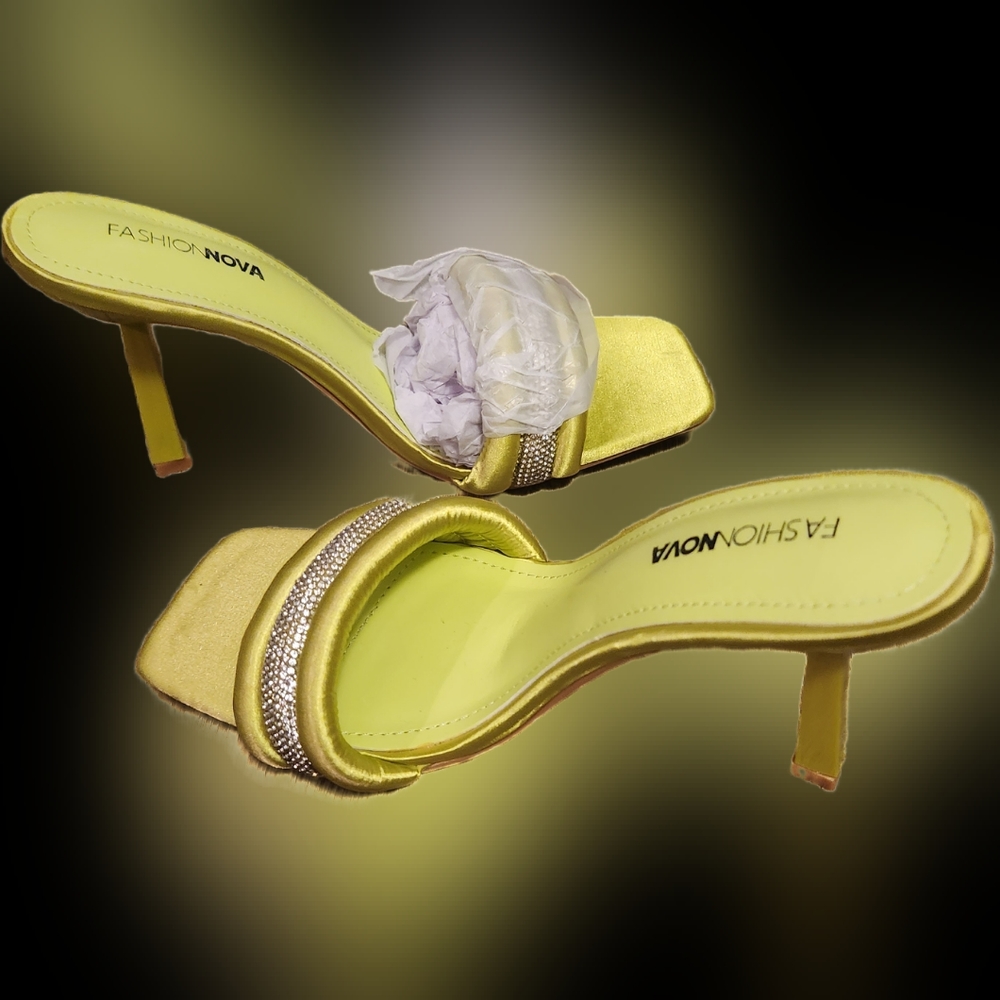 FashionNova sandal heel with Bling Rhinestones